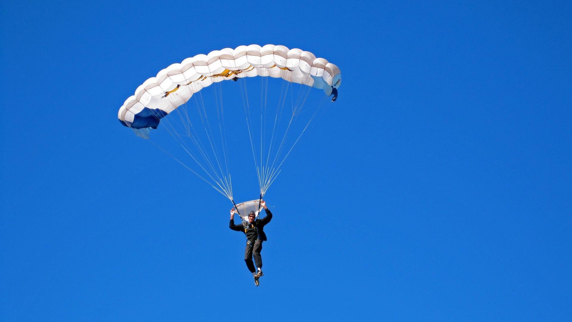 尤文图斯引援顺利，中场实力大幅增强
